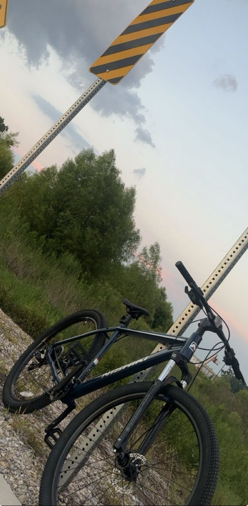 Nishiki MTN bike *New