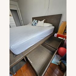 Queen Platform Bed With Storage