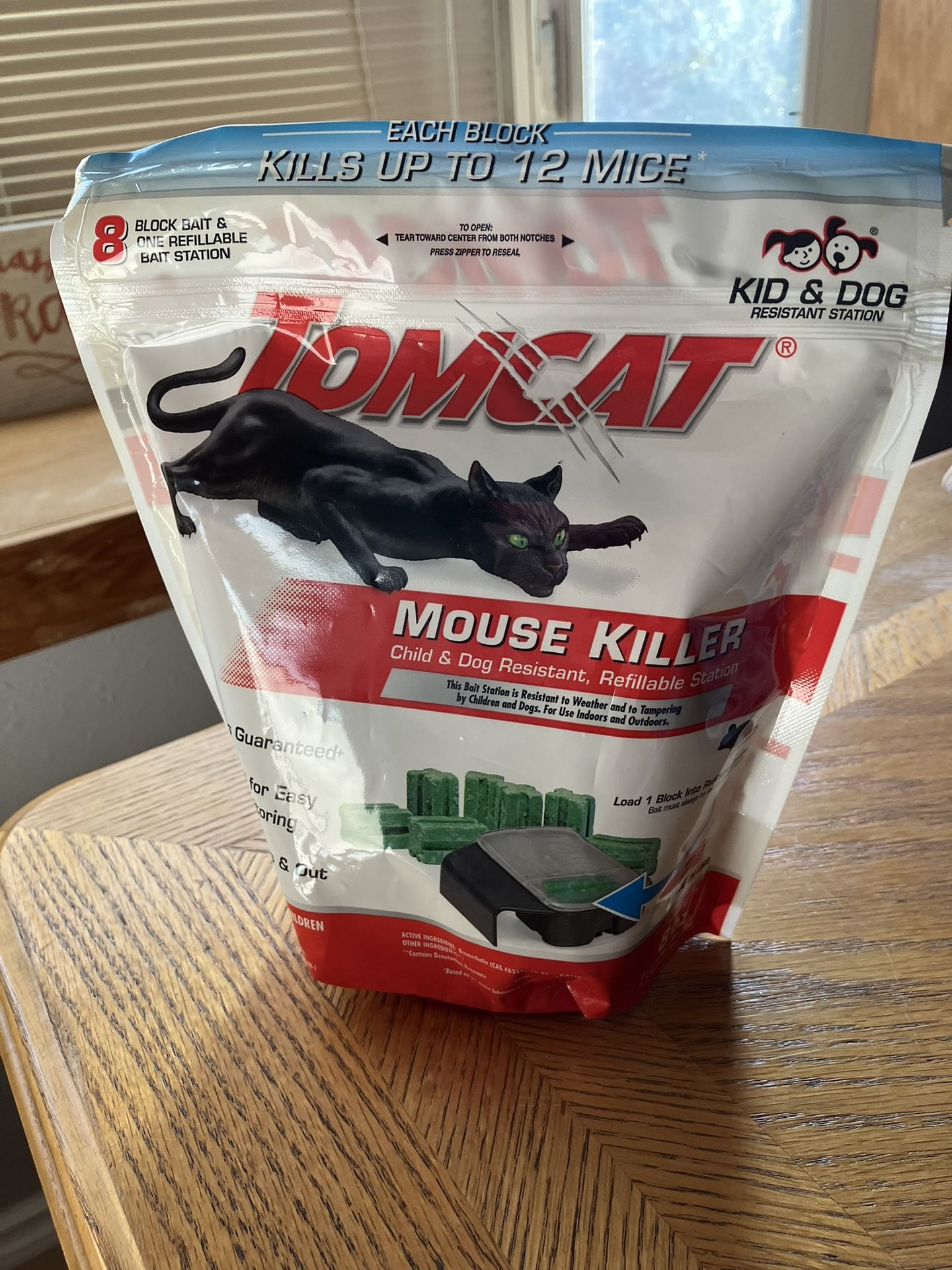 Tomcat Mouse Killer- bait station and 8 block bait