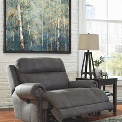 Oversized Recliner- Almost New