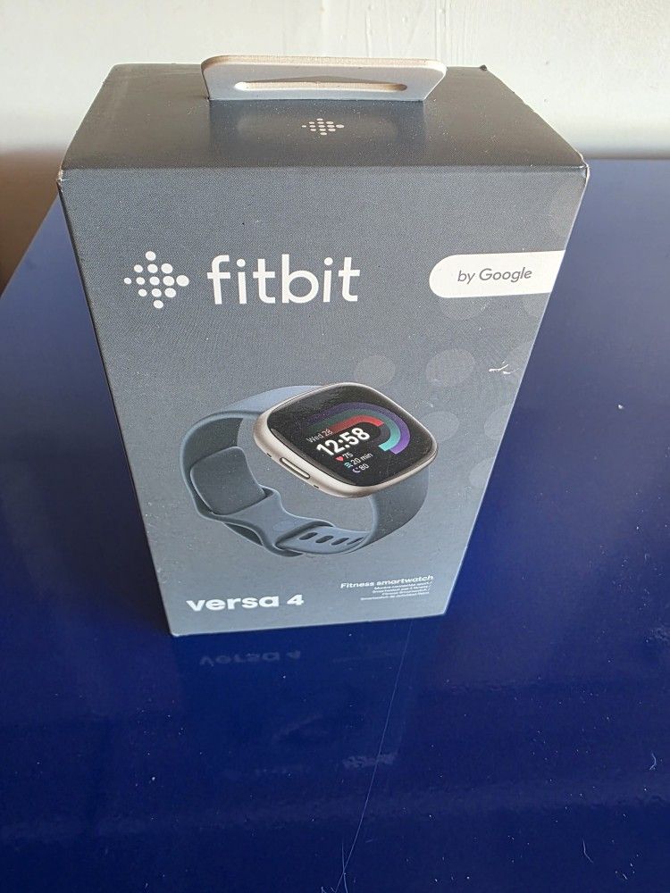 Fitbit Versa 4