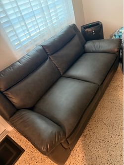 Sofa set