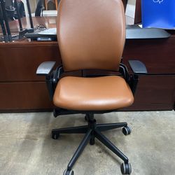 Steelcase leap V2 office chair