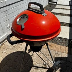 Stoke BBQ Charcoal Grill