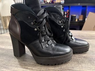 SEE BY CHLOE Black Leather Lace-Up Heeled Ankle Boots