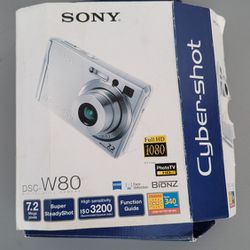 Sony Cyber-shot DSC-W80 7.2MP Digital Camera - Silver  
WORKING GREAT