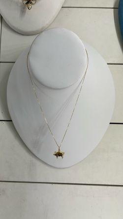 Pig pendant