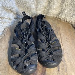 Keen Women's Whisper hiking sandals 8.5