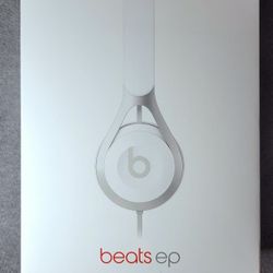 BEATS EP Over Ear Headphones MATTE WHITE - NEW UNOPENED