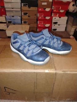 Jordan 11 blue moon