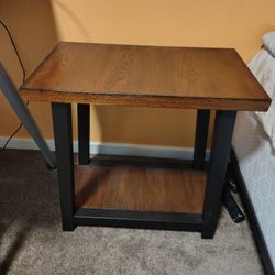 End table