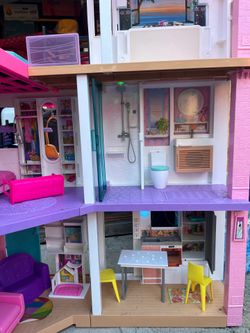 Barbie dream house