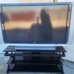 60" Sony SXRD projection TV 