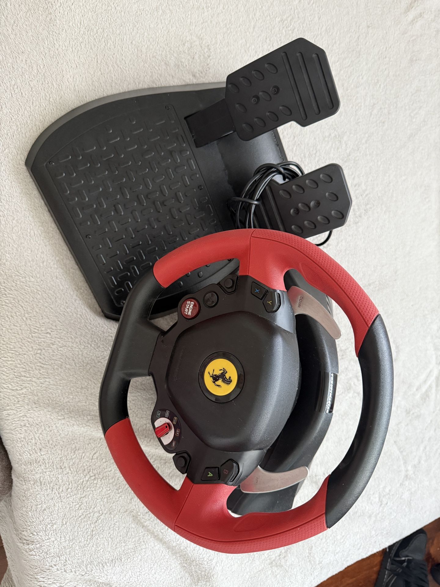 Thrust master Ferrari Wheel 