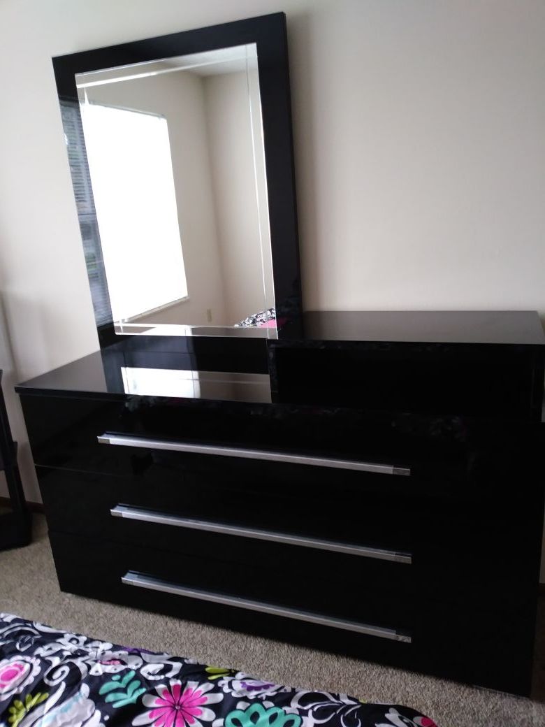 Dimora Dresser with Deck and Mirror - Black by Factory Outlet