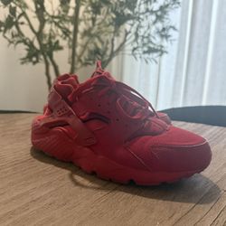 Red Nike Shoes 