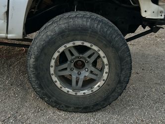 6 lug Fuel wheels