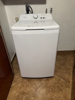Insignia Autosensing Top Load Washer