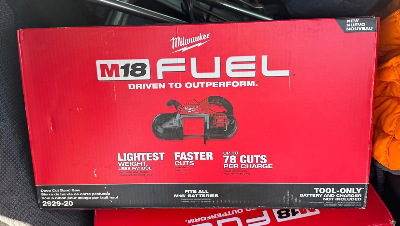Milwaukee M18 FUEL 18V Lithium-Ion Brushless Cordless Deep Cut Band Saw (Tool-Only