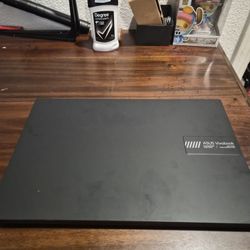 Asus Vivobook Laptop