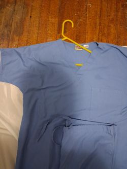Blue nurs scrubs 35$