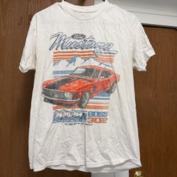 Medium white Ford Mustang Boss 302 T-Shirt tee