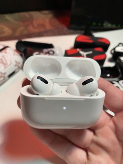Original Airpod Pro (10left) + Free Case