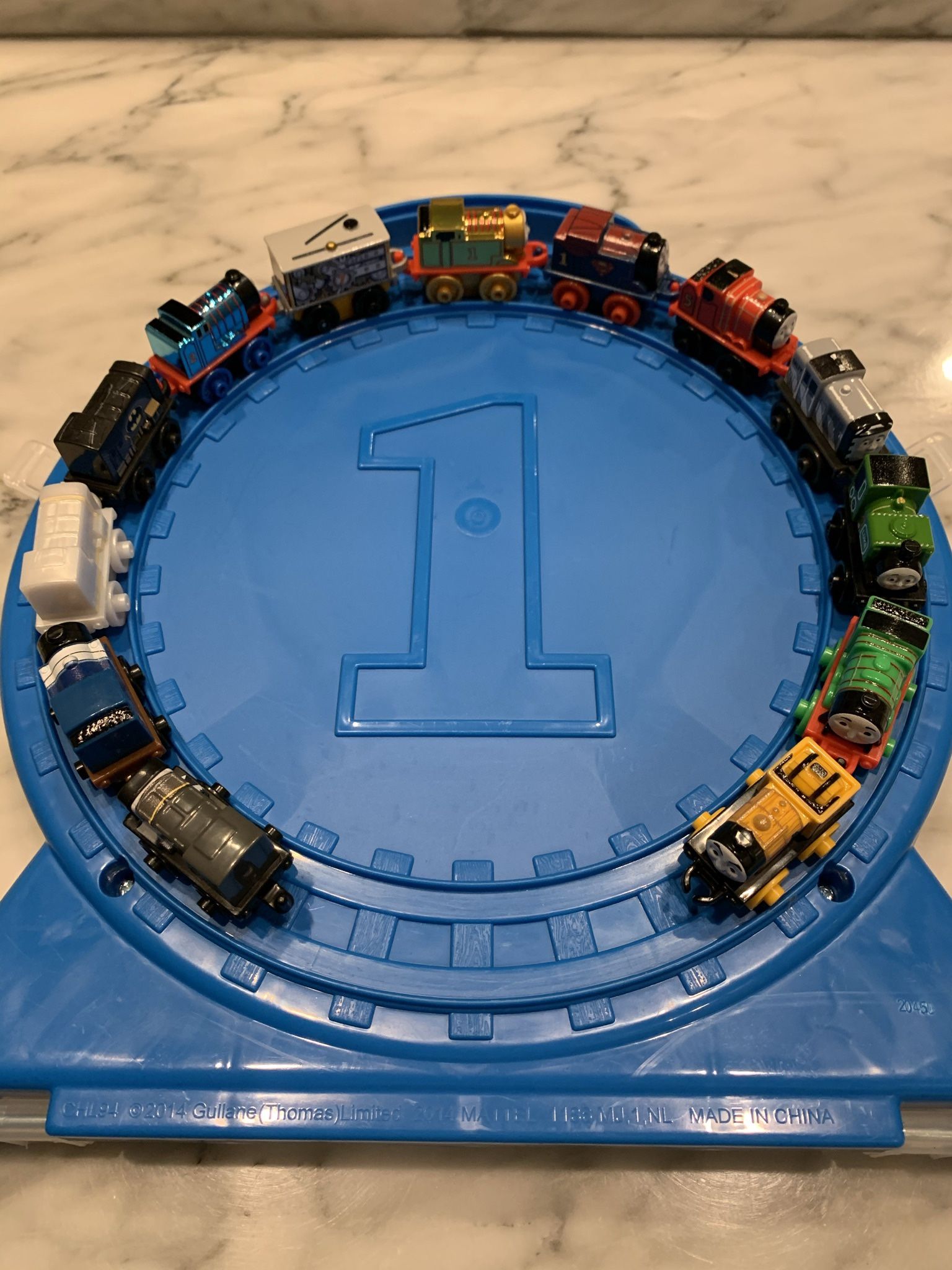 Thomas And Friends Mini Train Set, Carry Case, Built In Track - Pick Up From Brickell (33131)