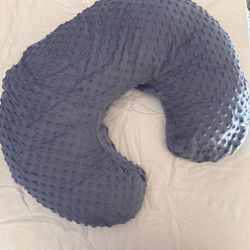Boppy Nursing Pillow - With 3 Blue Slip Covers
