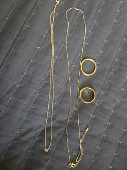 Gold tone jewelry