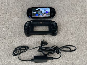 PS Vita PCH-1101 with protective Case Moded with tons of classic titles
