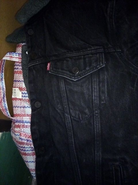 LEVI'S JEAN JACKET