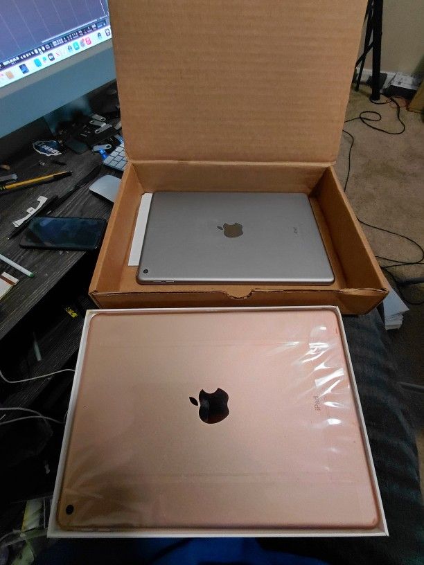 BRAND NEW IPADS 4SALE 8TH GENERATION & UP