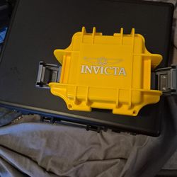 Invicta single watch cases