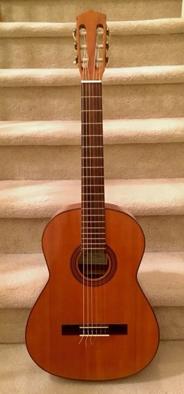 VINTAGE RARE 1970S “DORADO” GRETSCH 6027 CLASSICAL GUITAR
