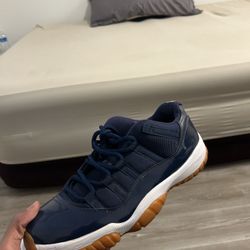 Jordan 11s Navy Gum