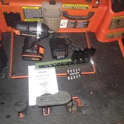 20 Volt Cordless Half Inch Impact Gun And Sockets