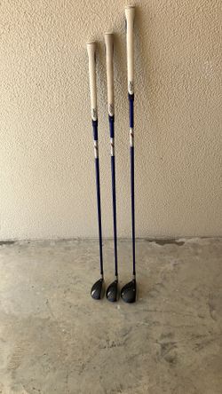 3 Titleist Golf Clubs: