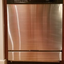 GE Dishwasher (Stainless Steel)