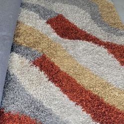 8×10 Carpet Almost Brand New Used For 1week 