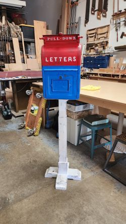 Antique Mail Box