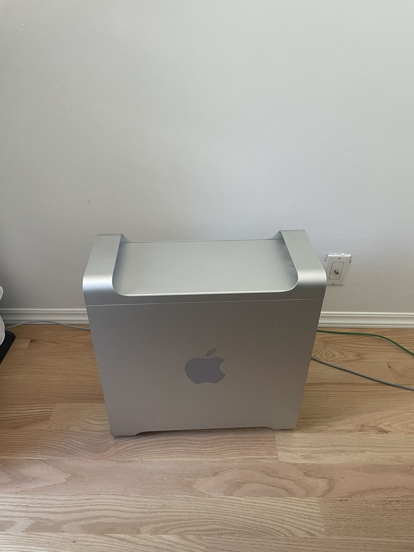 Macintosh Desktop 