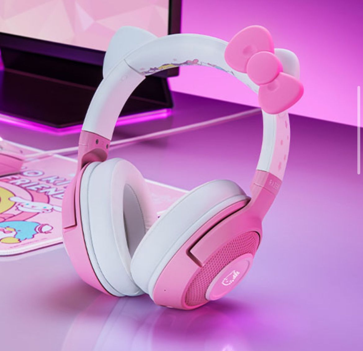 Razer - Kraken Hello Kitty Edition Bluetooth Wireless Headphones 