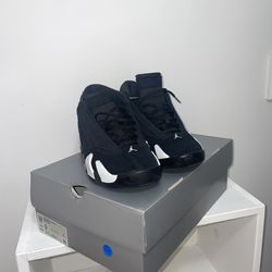 Jordan14  Retro sz 9 Sell ASAP