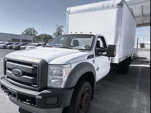 2014 Ford F450 Super Duty Regular Cab & Chassis