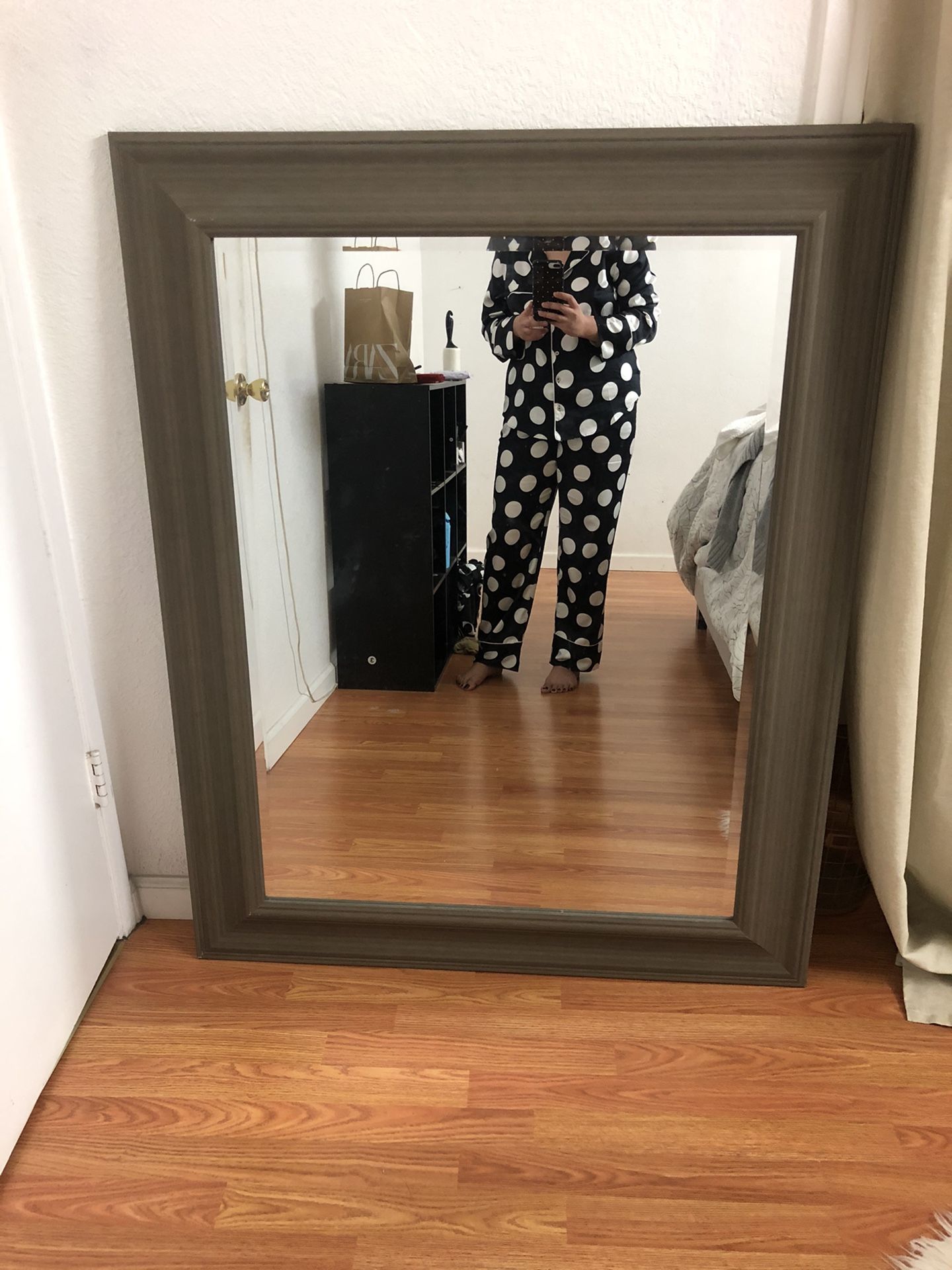 Wall Mirror 39x49