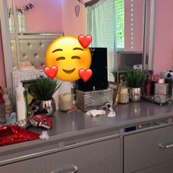 1, 600Dresser  With Mirrow  One Night Stand  With China Set 