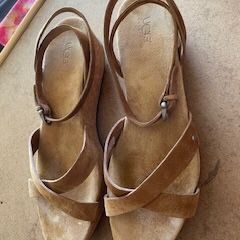 Ugg Somerset Low Platform Sandal Ankle Strap Size 10 