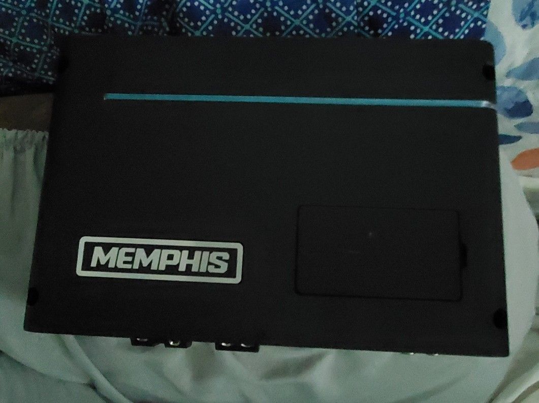 Memphis Audio PRXA600.1
Power Reference mono subwoofer amplifier — 600 watts RMS x 1 at 1 ohm