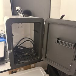 Mini fridge